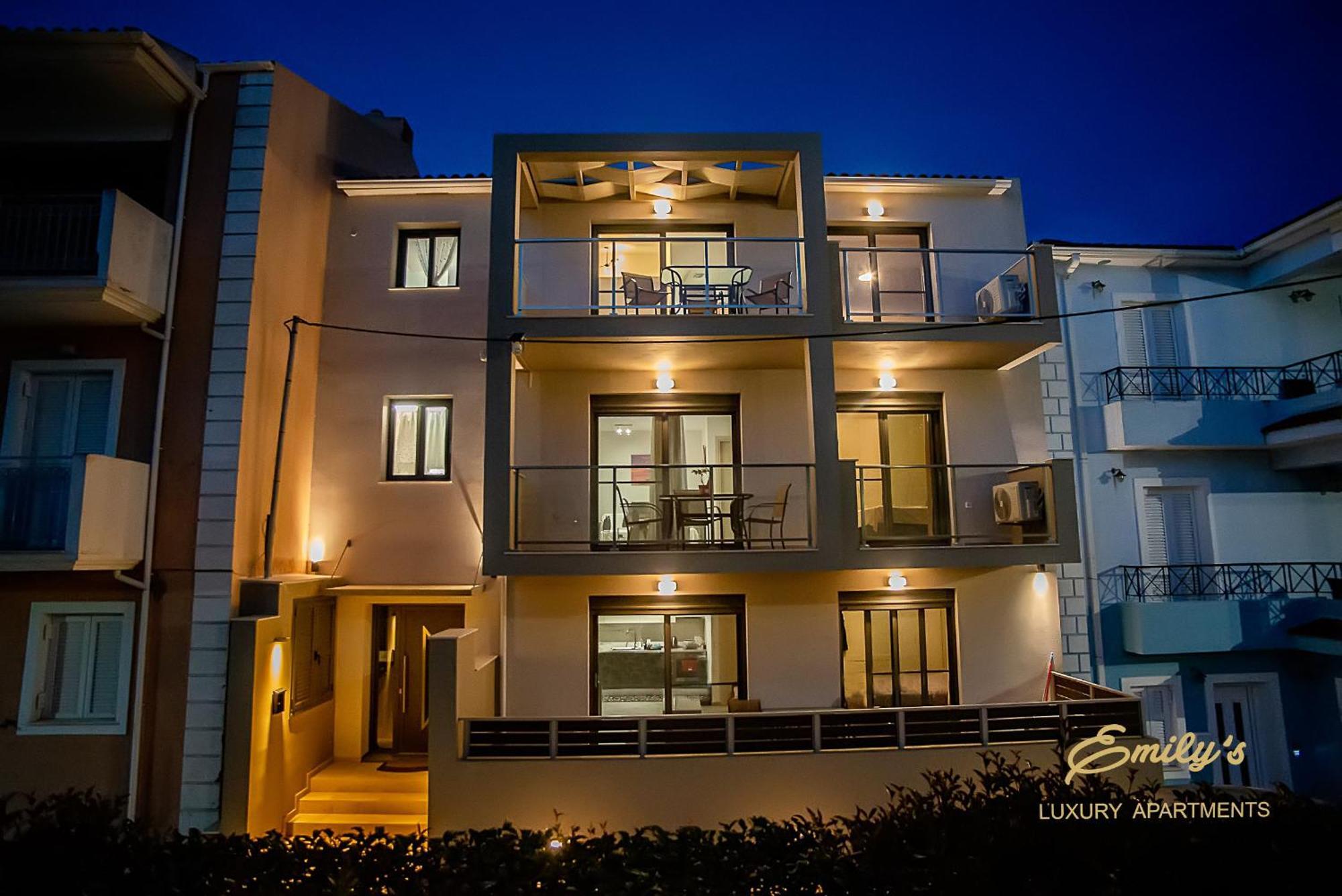 Emily'S Luxury Apartments Argostoli  Bagian luar foto