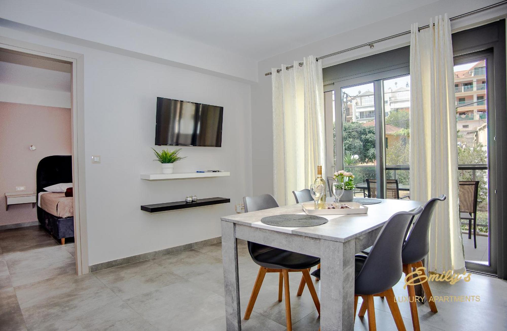 Emily'S Luxury Apartments Argostoli  Bagian luar foto