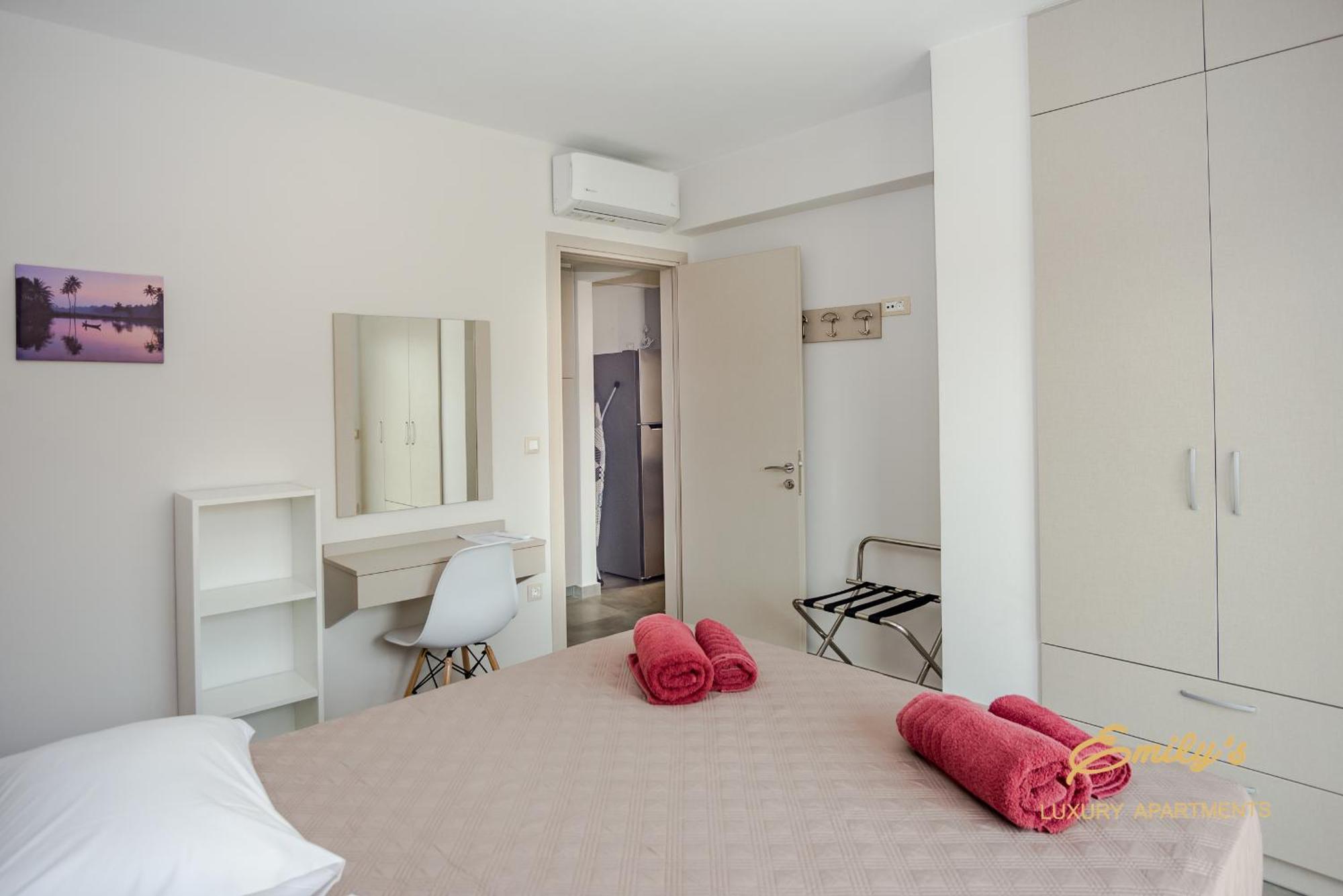 Emily'S Luxury Apartments Argostoli  Bagian luar foto